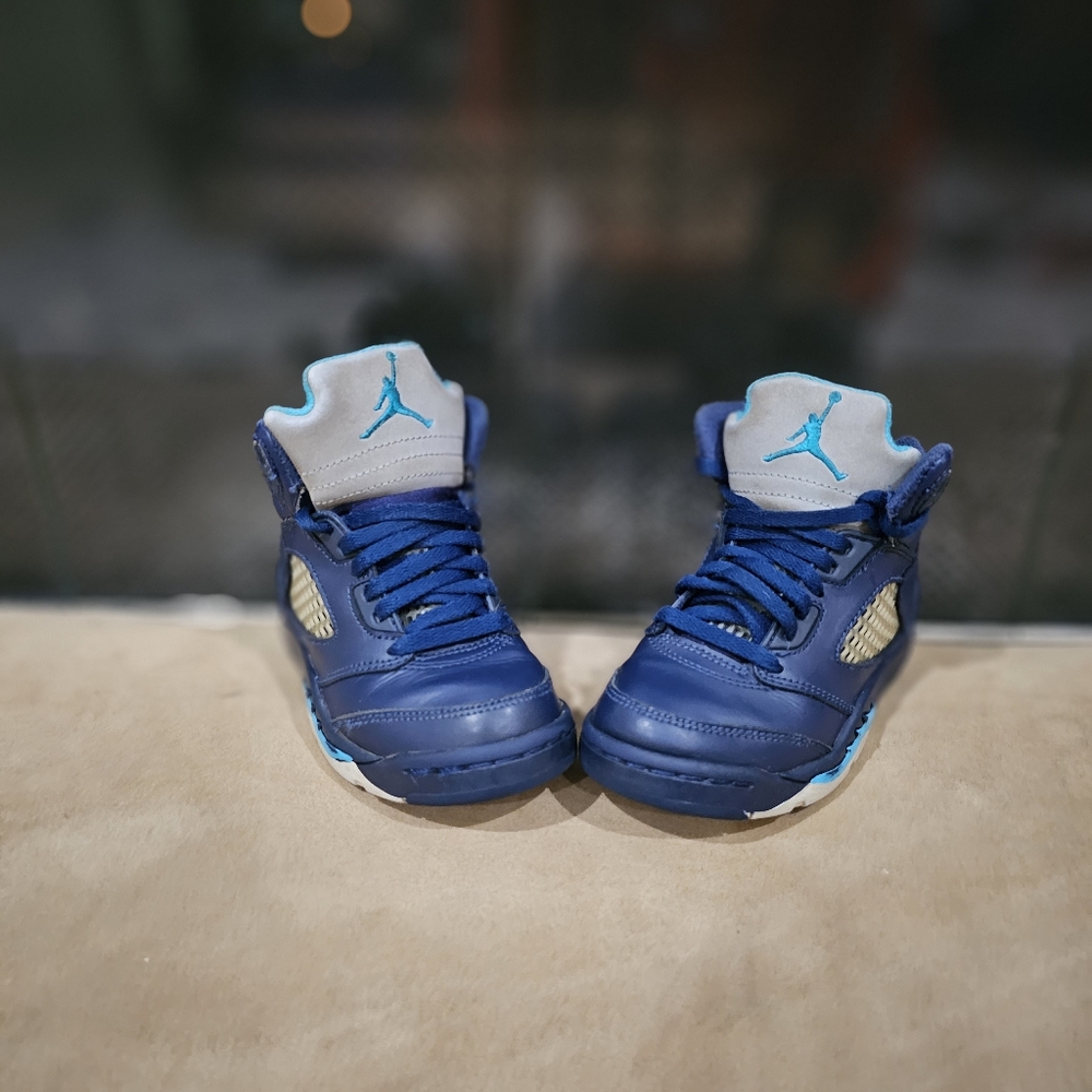 Jordan 5 hornets